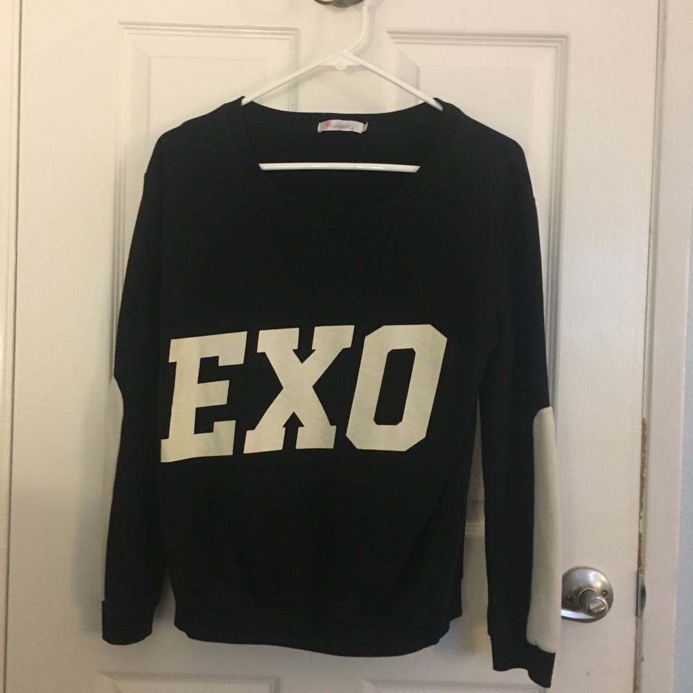 Exo Black Sweater (D.O)